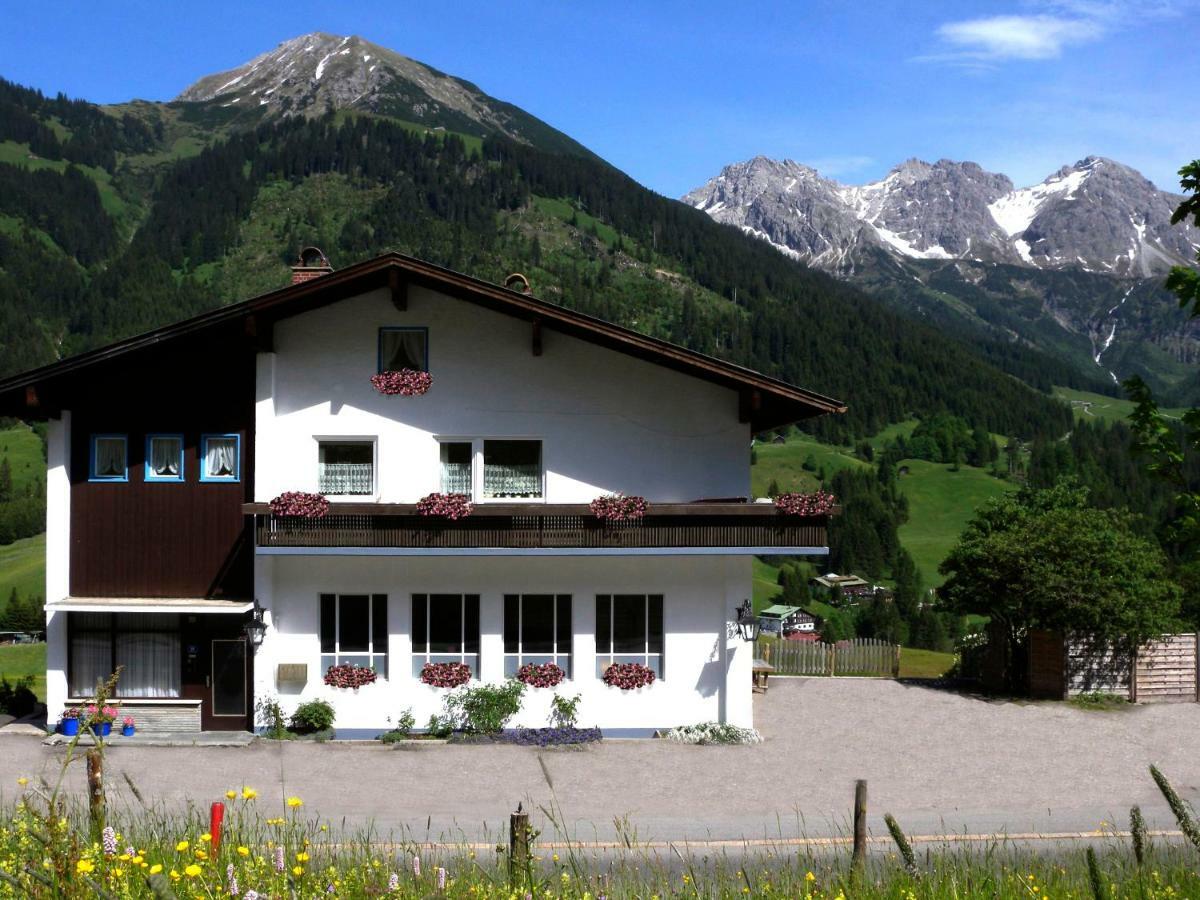 Apartmenthaus Ahorn Mittelberg Exteriör bild